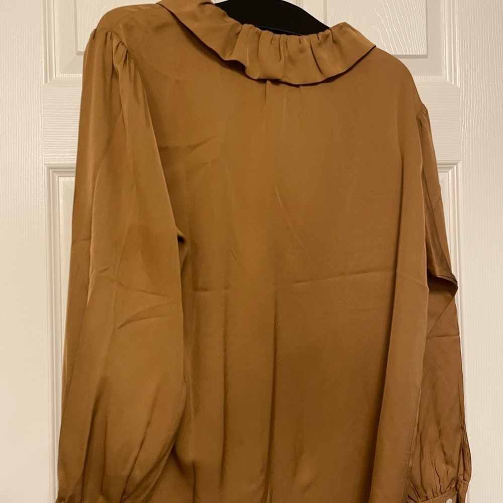 New - Frame 100% silk ruffle collar blouse - Picture 10 of 11